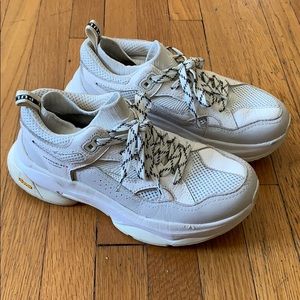 Brandblack Vibram white leather chunky sneakers